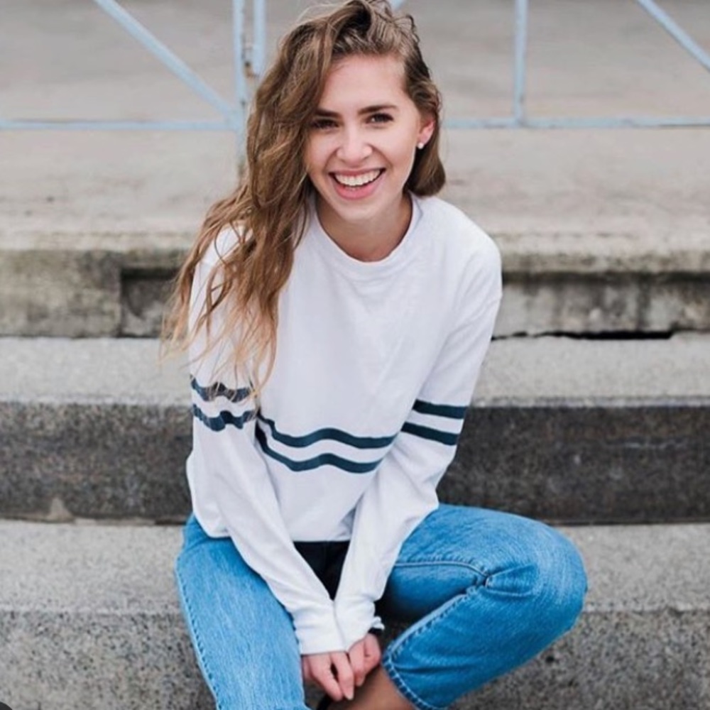 BM SWEATER